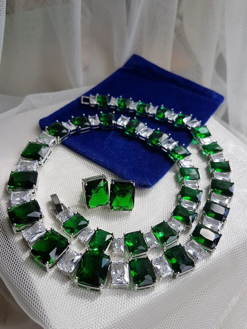 Swarovski Elements Emerald Green Square Solitaire Gemstone Studs Earrings NEW